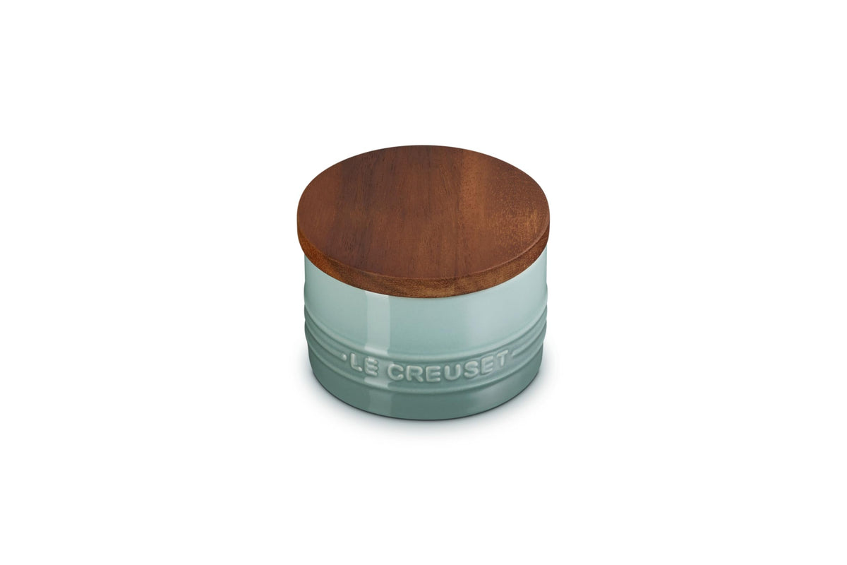 Le Creuset Signature salt cellar with wood lid preserves freshness of Sea Salt.