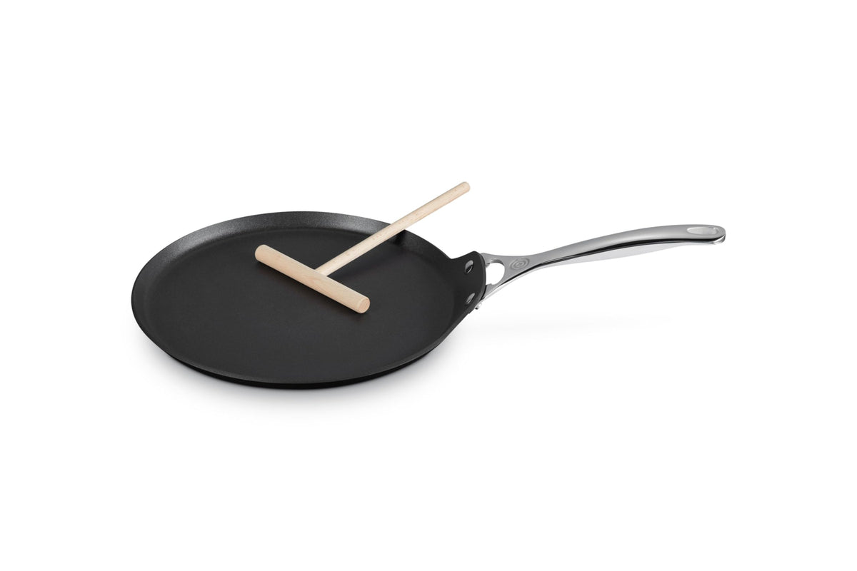 Le Creuset Toughened Nonstick PRO Crepe Pan with Rateau included for effortless batter spreading