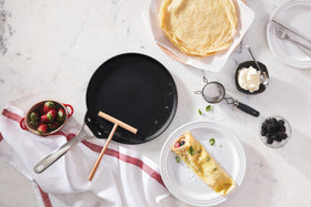 Le Creuset pan interior texture promotes even browning and easy cleaning