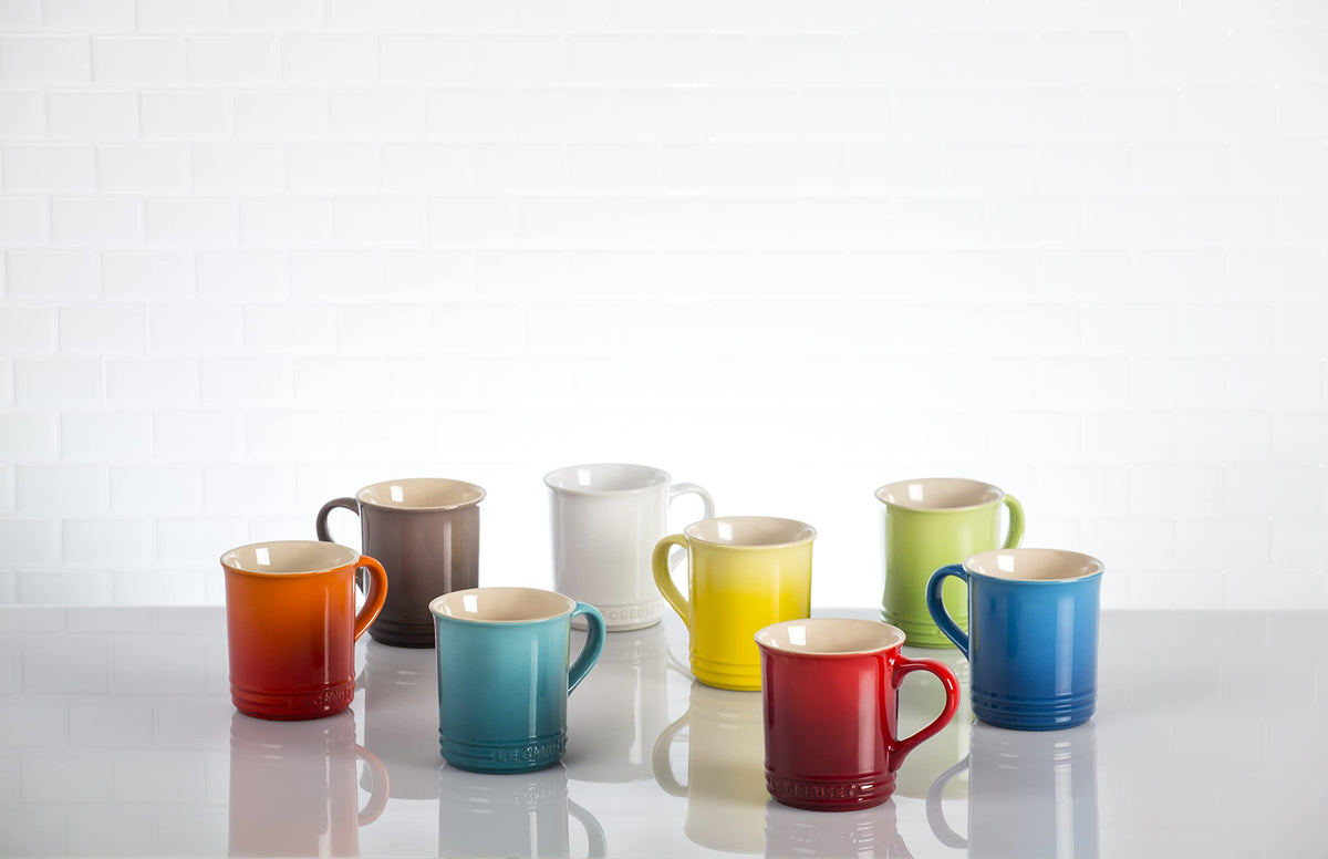 Le Creuset Vancouver Mug Peche, stacked display, easy to clean and dishwasher-safe.