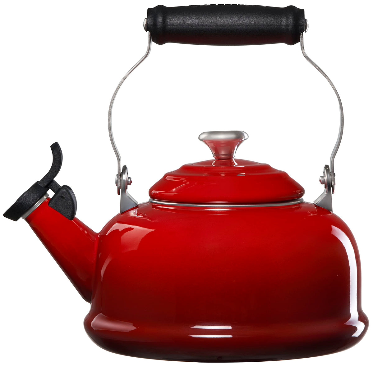 Le Creuset whistling kettle cerise handle and knob for easy pouring