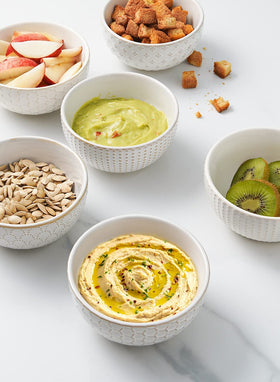 LE TAUCI Arctic white bowls feature smooth glaze for effortless cleaning.