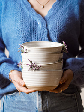 LE TAUCI stoneware bowls are lead- and cadmium-free for safe serving.