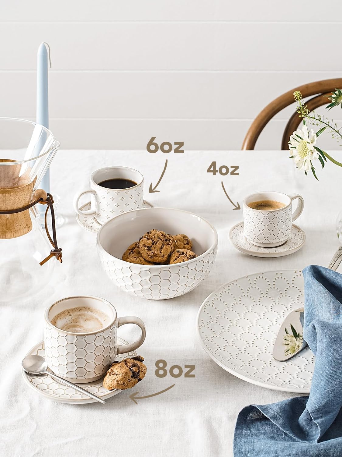 LE TAUCI coffee bar organization shows neat, ready-to-serve area.