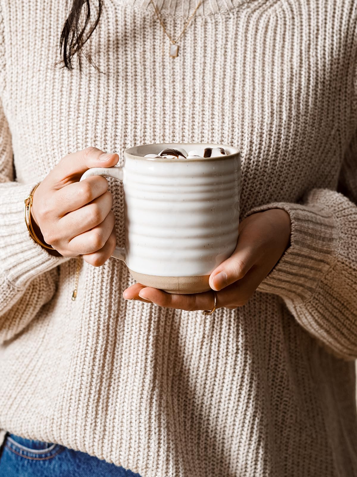 LE TAUCI mug with a large ergonomic handle for a comfy grip