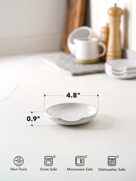 LE TAUCI embossed pattern 01 highlights farmhouse style on the counter.