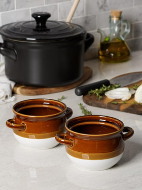 LE TAUCI oven-safe ceramics resist odors and staining for repeated servings.