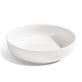 LE TAUCI pasta bowls make a stylish housewarming gift.