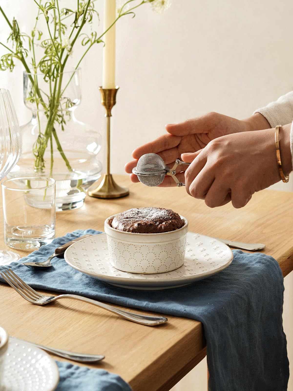LE TAUCI ramekins microwave-safe for quick reheating of desserts