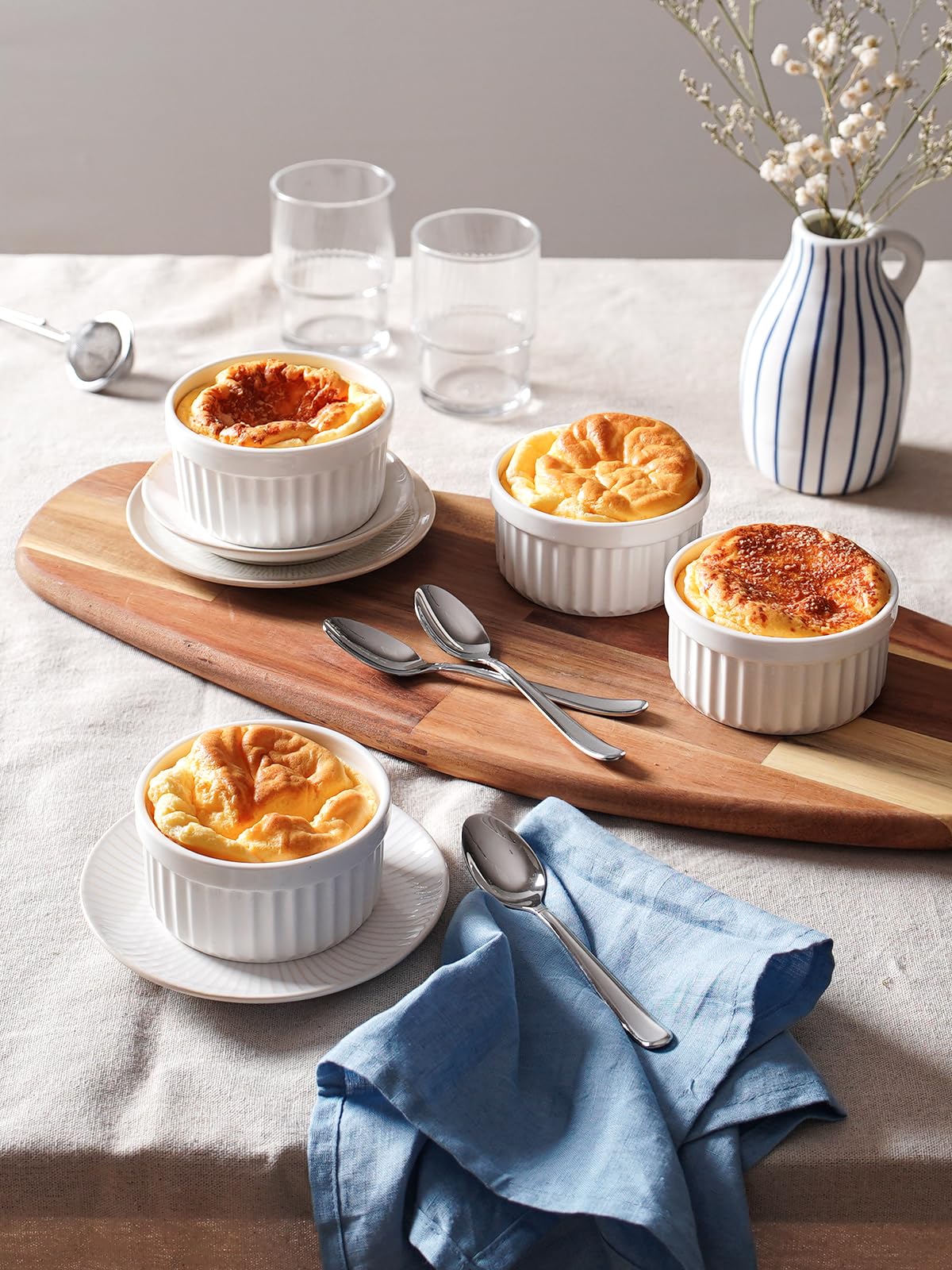 LE TAUCI oven-safe ramekins endure heat, microwave and dishwasher-friendly daily use.