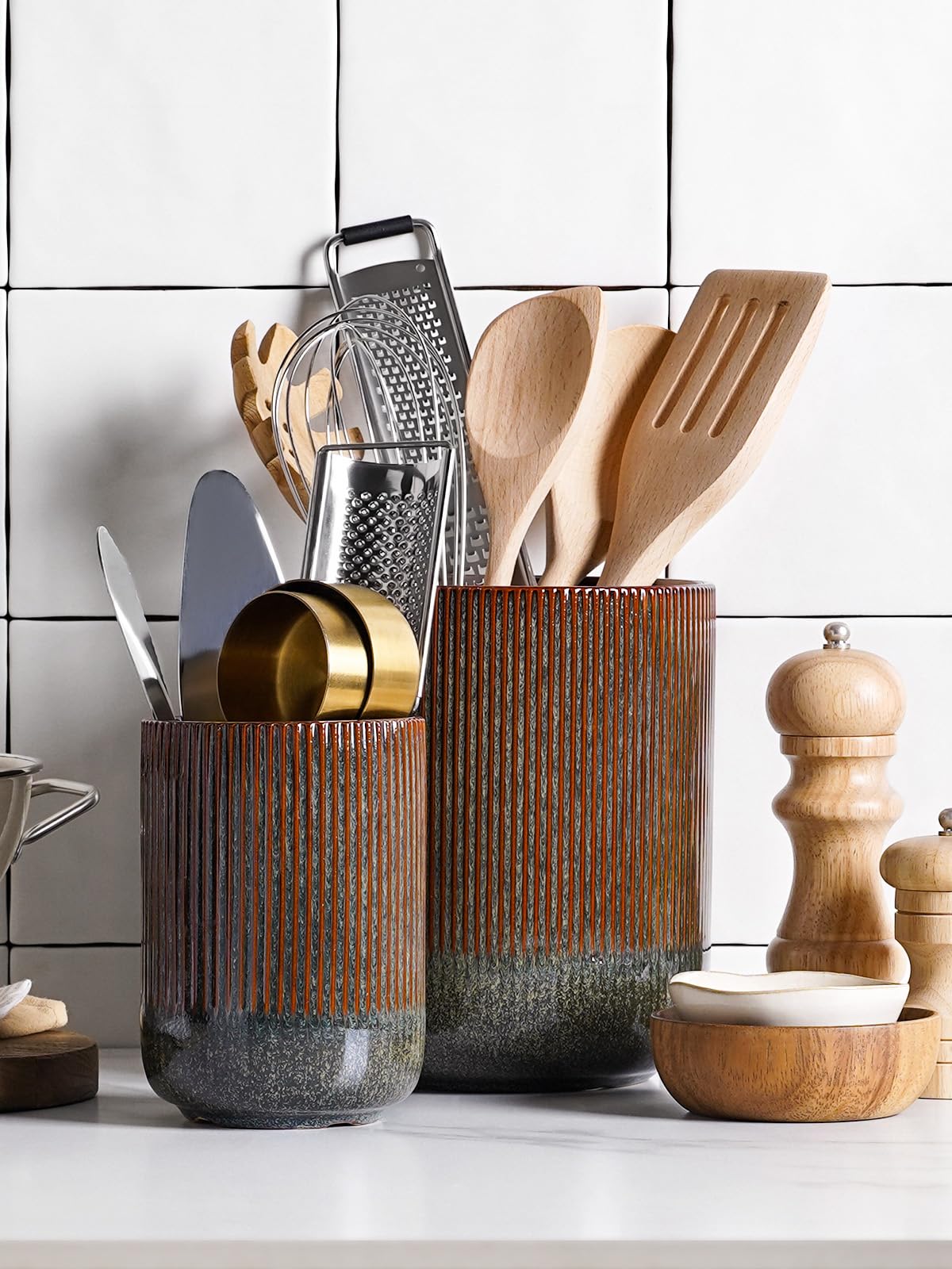 LE TAUCI fluted-olive-brown ceramic design adds warmth while organizing counters