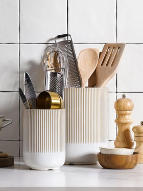LE TAUCI small 5.4-inch utensil holder front view ideal for spoons and small tools.