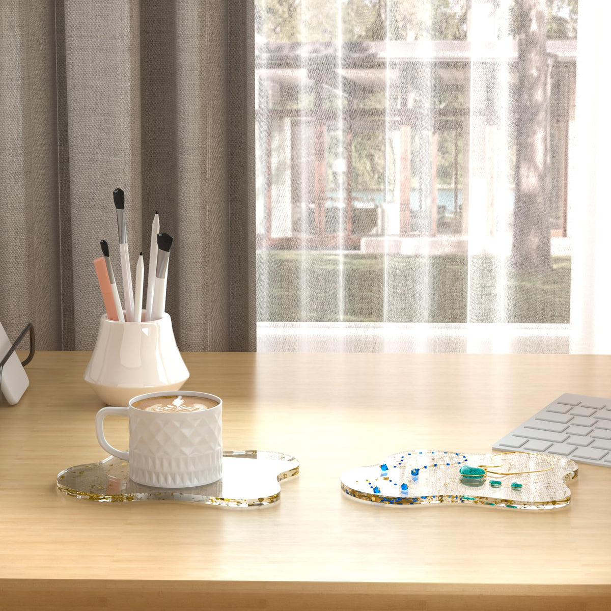 Leadiy acrylic coaster jewelry display-friendly for rings and earrings.