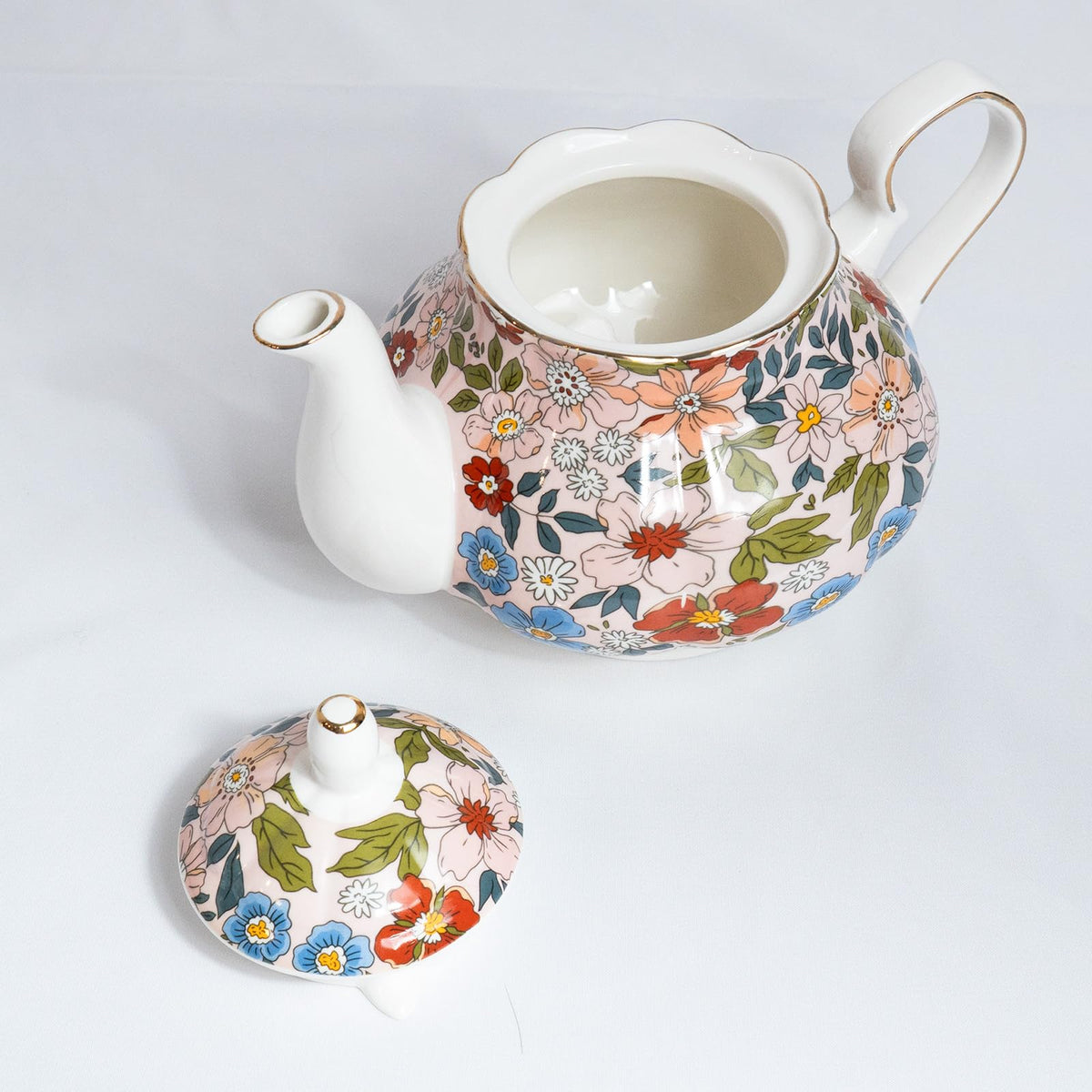 LEAZUL teapot gift-ready packaging ideal for tea lovers.
