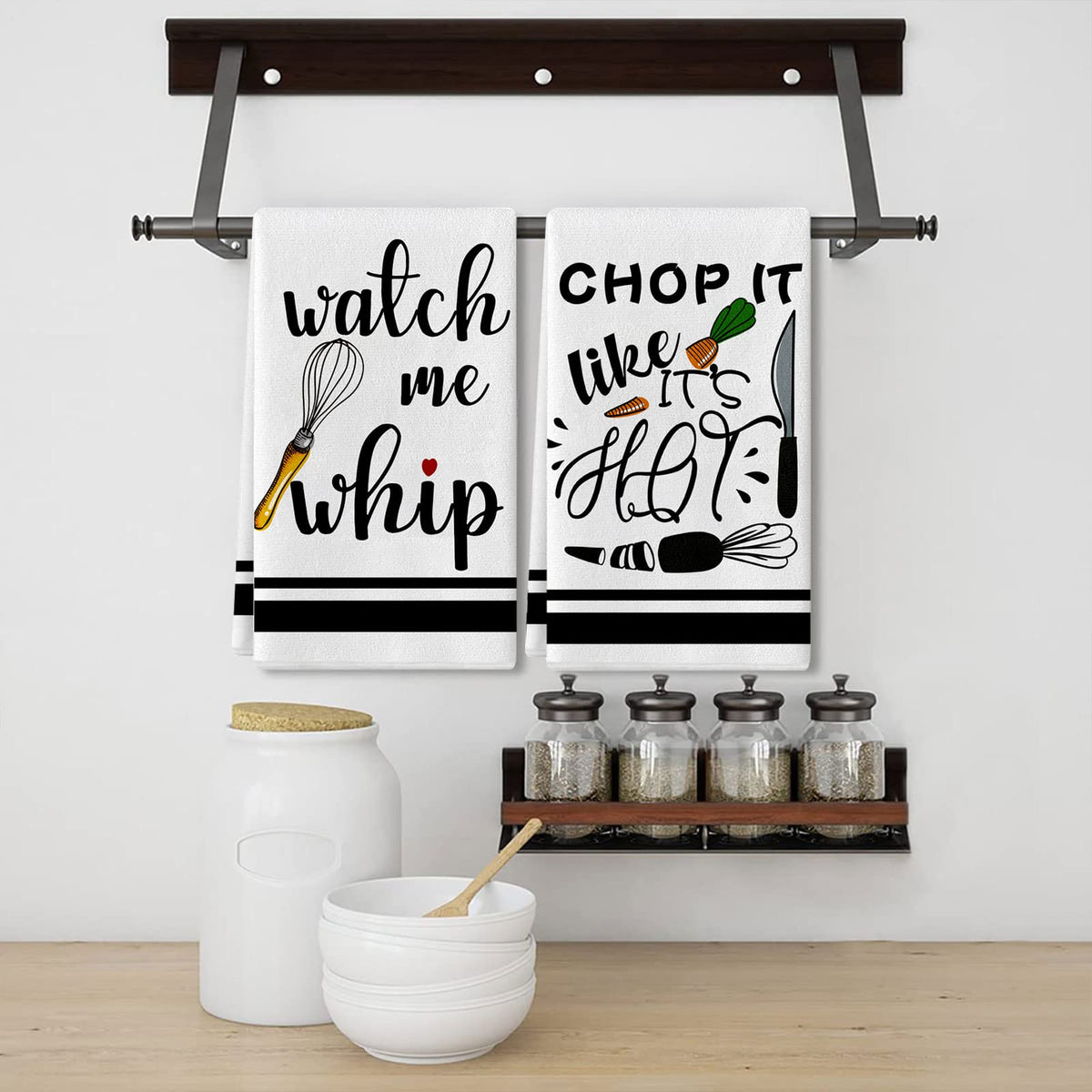 Lebsitey towel with knife and fork design offers practical drying and decor