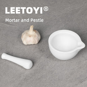 LEETOYI classic white porcelain design suited for homes, cafes, and events