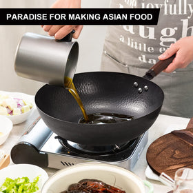 Leidawn set shows wok and accessories ready for cooking tasks