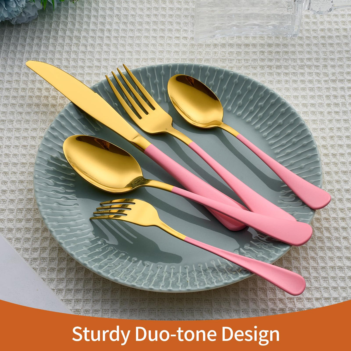 Lekoton gold teaspoons with precise scoops for tea and dessert.