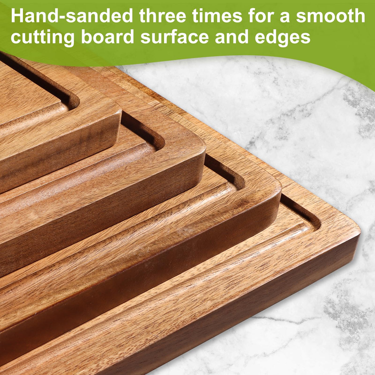 Lelwoy juice groove front helps collect liquids during prep.