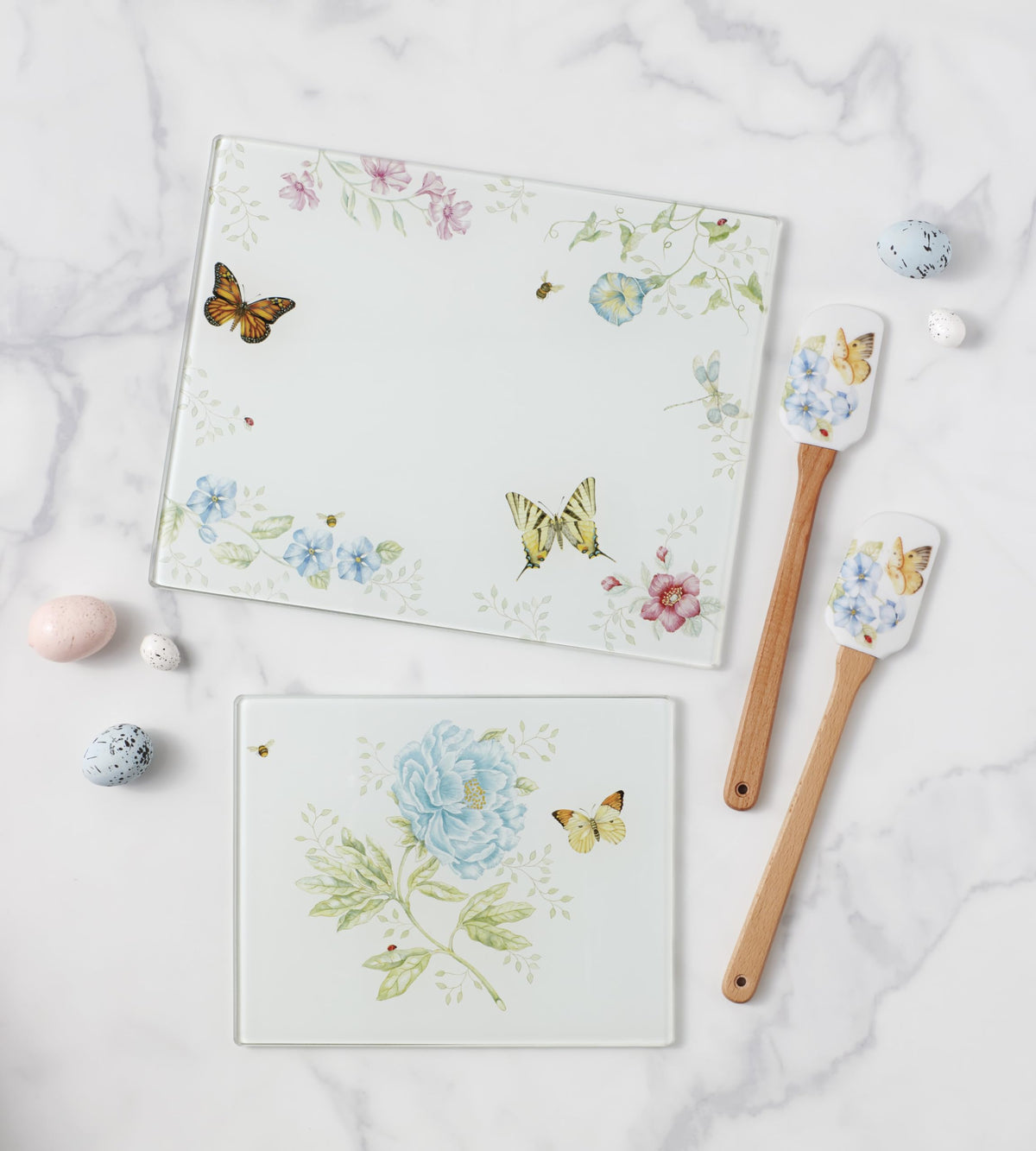 Imported Lenox glass cutting board quality adds a refined prep surface