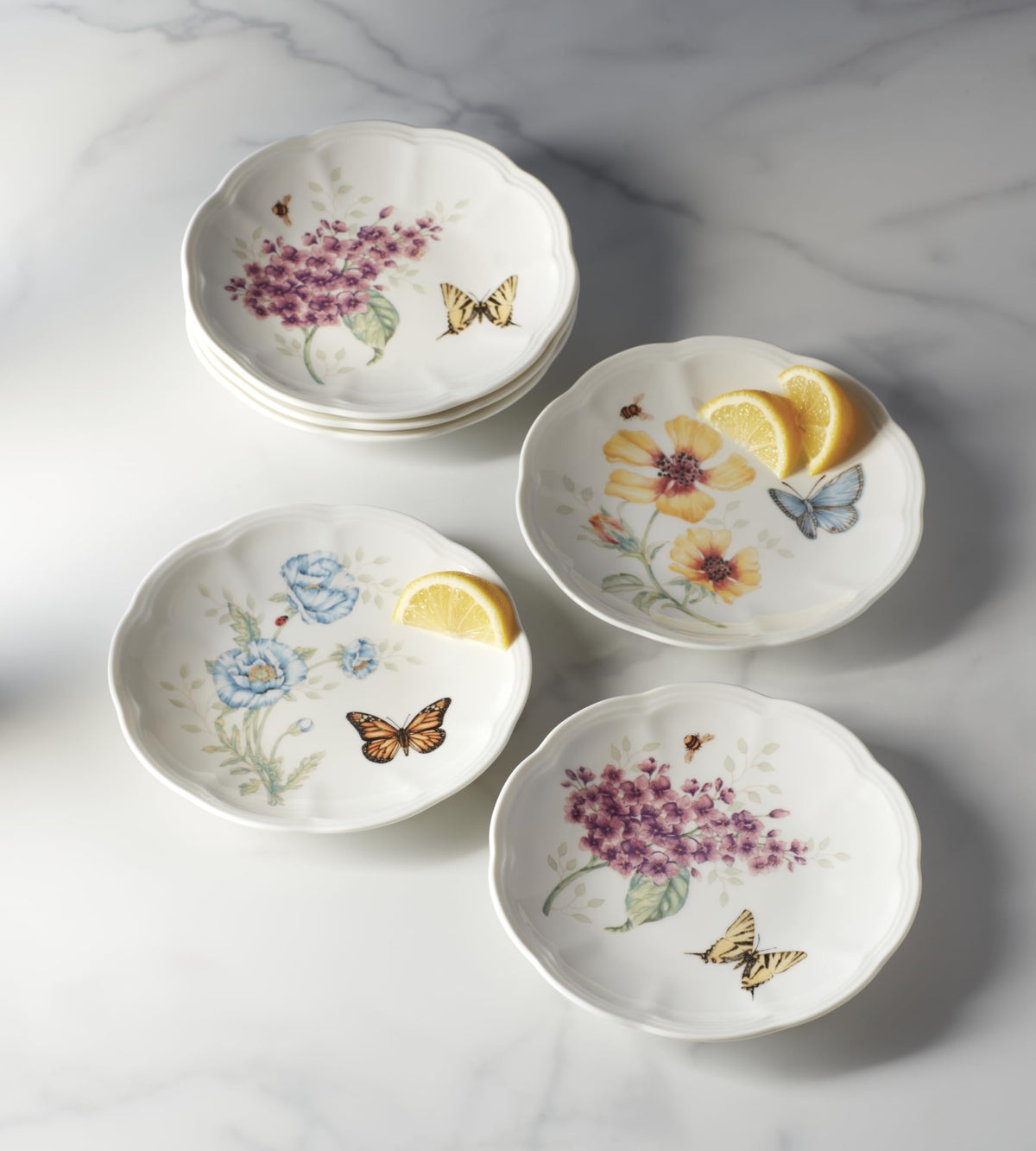 Lenox Butterfly Meadow edge detail showing scalloped border and pattern