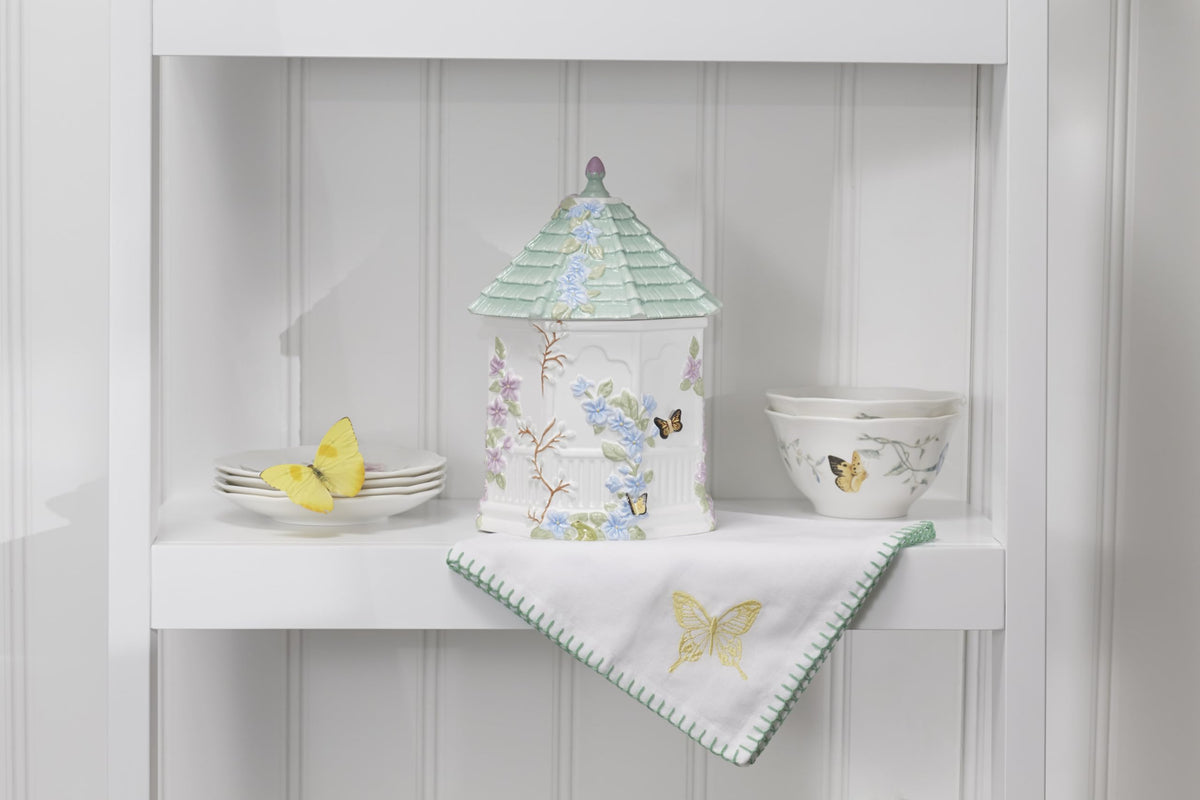 Lenox Giftboxed packaging ready for gifting.