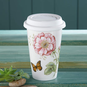 Lenox Butterfly Meadow pattern varieties display reflects timeless tableware charm for collection.