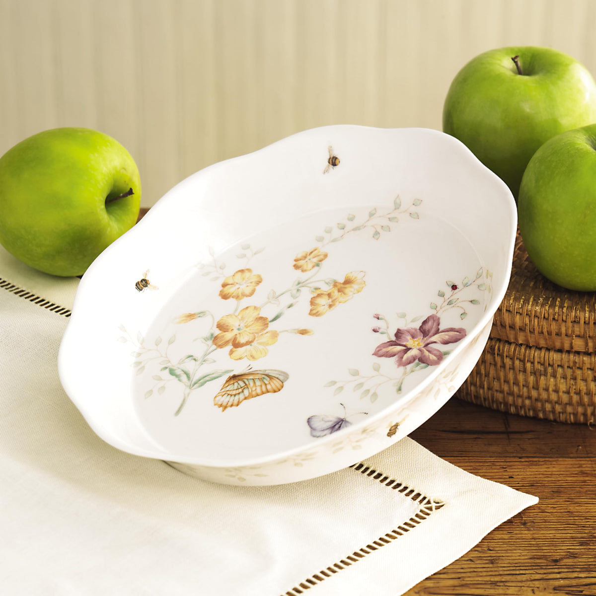 Lenox Butterfly Meadow Pie Dish porcelain finish for even heat