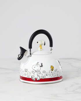 Lenox Chef Snoopy tea kettle back view captures whimsical baker’s cap and cheerful table presentation.