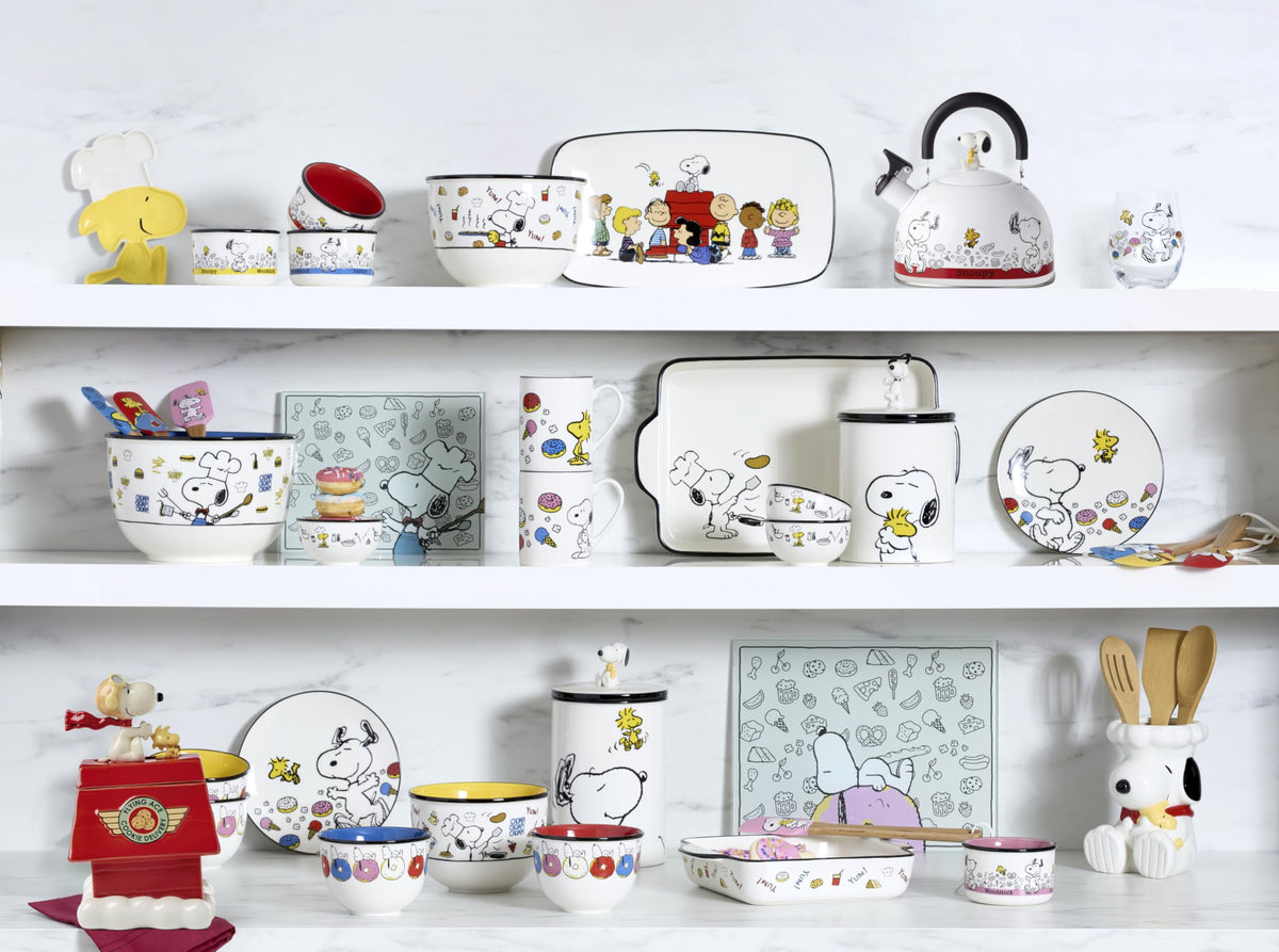Lenox Chef Snoopy cap close-up highlights iconic baker’s cap and playful kitchen vibe.