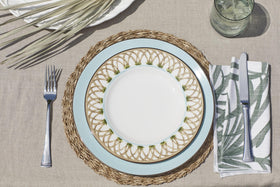Lenox Portola dishwasher-safe design simplifies cleanup after meals.