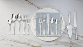 Lenox Portola pie server with sleek edge for clean dessert slices