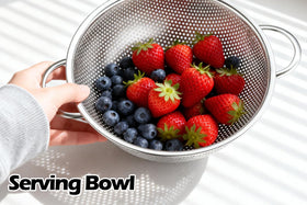 Leonyo rust-resistant stainless steel colander for everyday kitchen tasks.