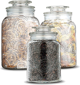Le'raze glass canister set makes a thoughtful gift for weddings and housewarmings.
