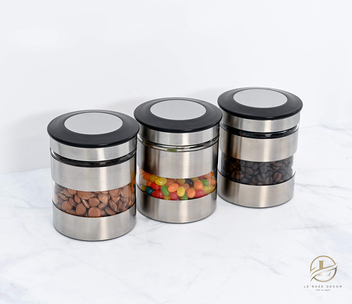 Le'raze 410 stainless steel construction emphasizes durability and long-lasting use.