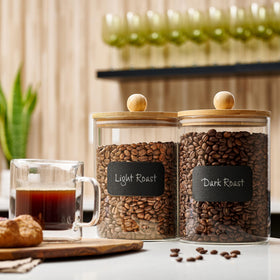 Le'raze bamboo lids close-up showing airtight seal and sustainable design.