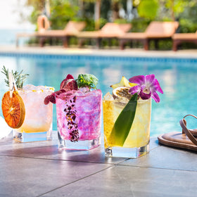 Le'raze durable food-safe glassware ideal for mixed drinks