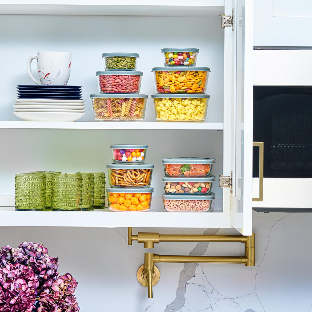 Le'raze essentials for meal prep and on-the-go lunches