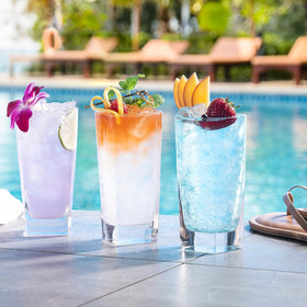 Le'raze square glassware provides comfortable grip and stable serving.