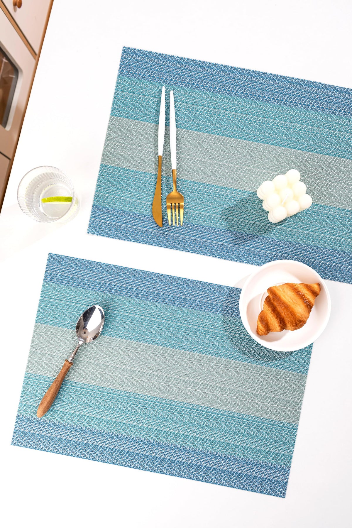 LEXMORE 12x17 inch placemats on standard table, balanced texture