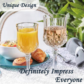 LEYIQU 7 oz capacity plastic wine glasses for wine, juice, or cocktails.