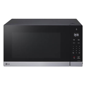 LG NeoChef divided-door design exterior adds sophisticated style to kitchens.