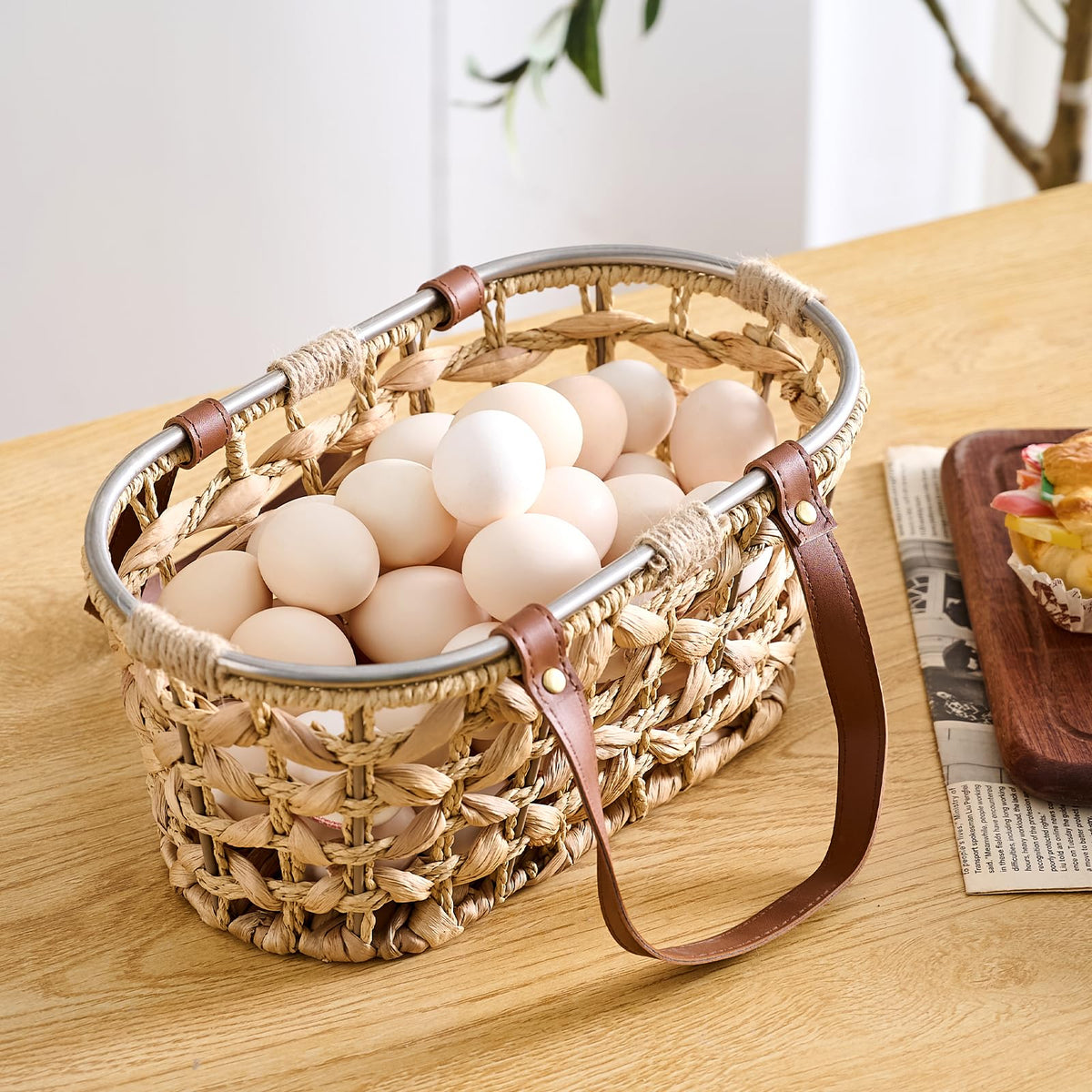 LGENHOOM harvest basket for eggs, easy to carry on the farm.