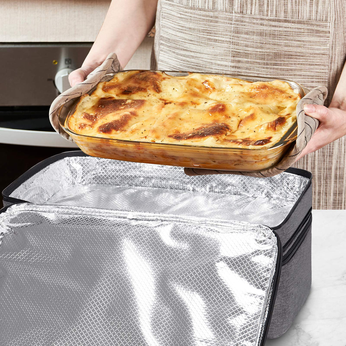 LHZK padded dual-handles make carrying comfortable.