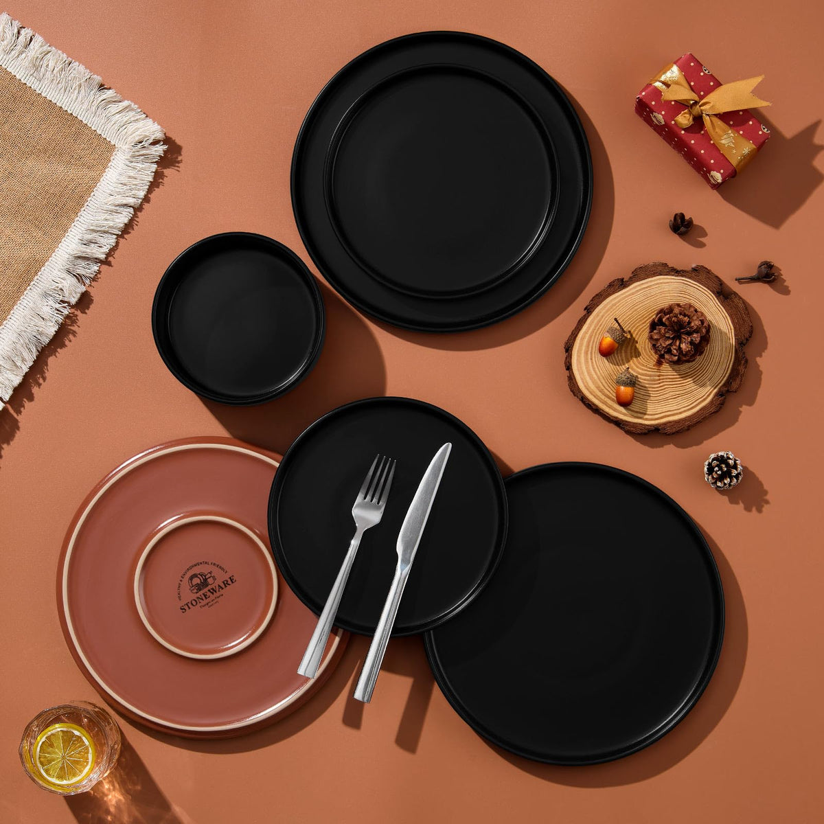 LIANYU non-slip bases keep plates stable on table.
