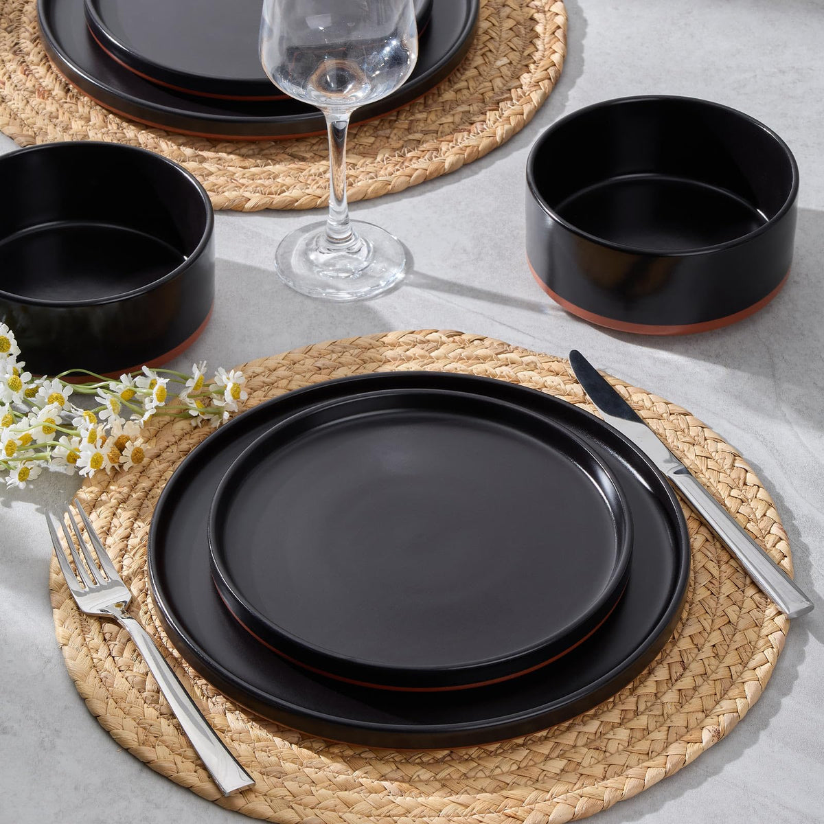 LIANYU oven-safe stoneware with thermal shock resistance.