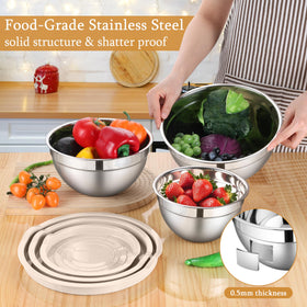 LIANYU 4.6QT mixing bowls with lids ideal for dough and large salads.