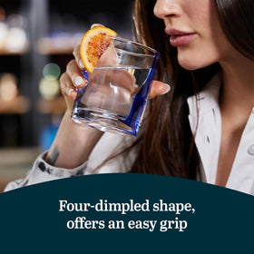 Set of eight glasses for dinners and parties with compact storage