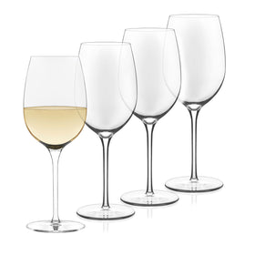 Libbey Signature Kentfield Estate wine glass set of 4 on an elegant table for versatile use