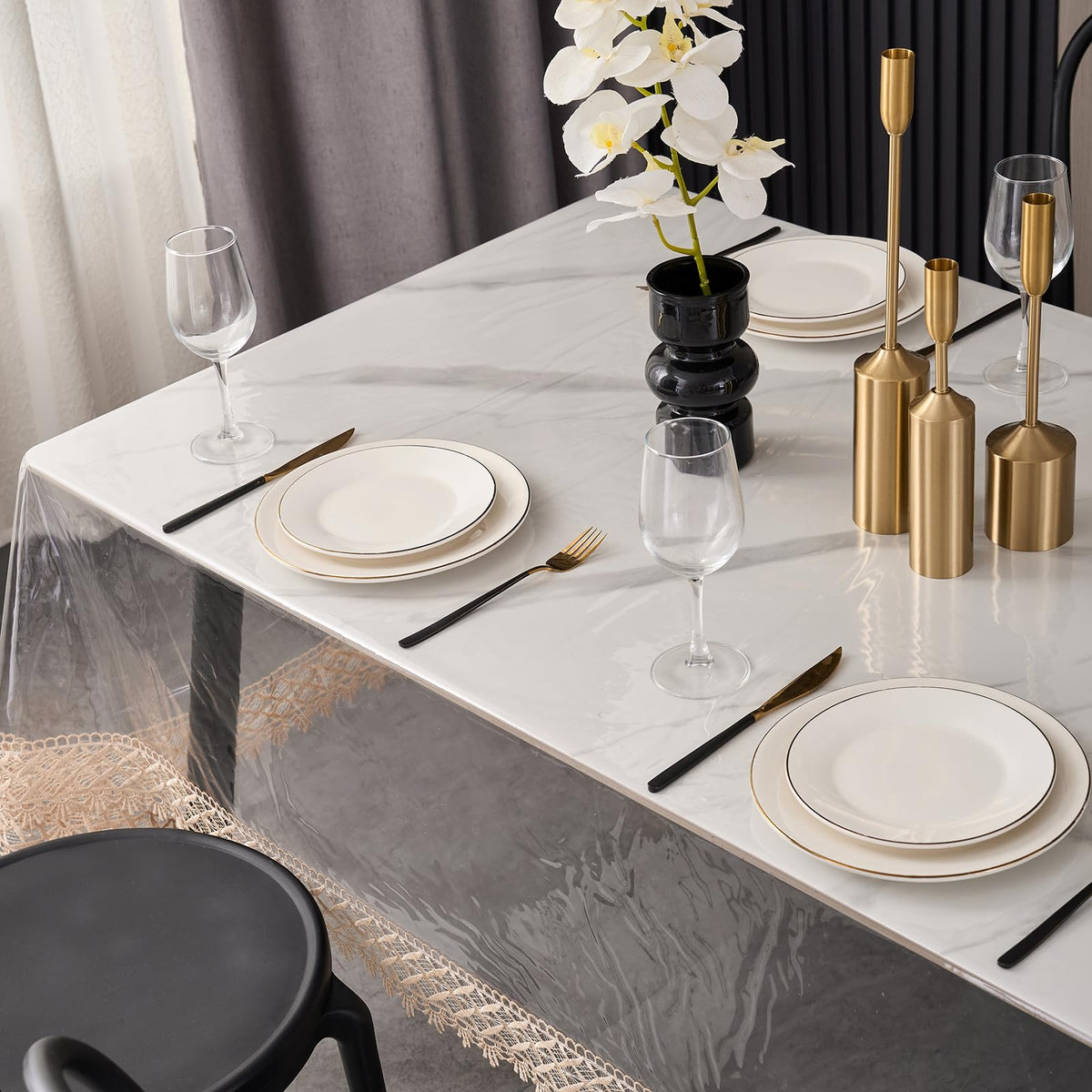 LIBERECOO dining and party table protector suitable for gatherings.